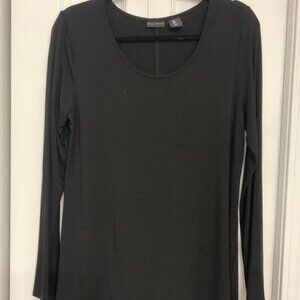 willi smith black long sleeve shirt. wear with leggings